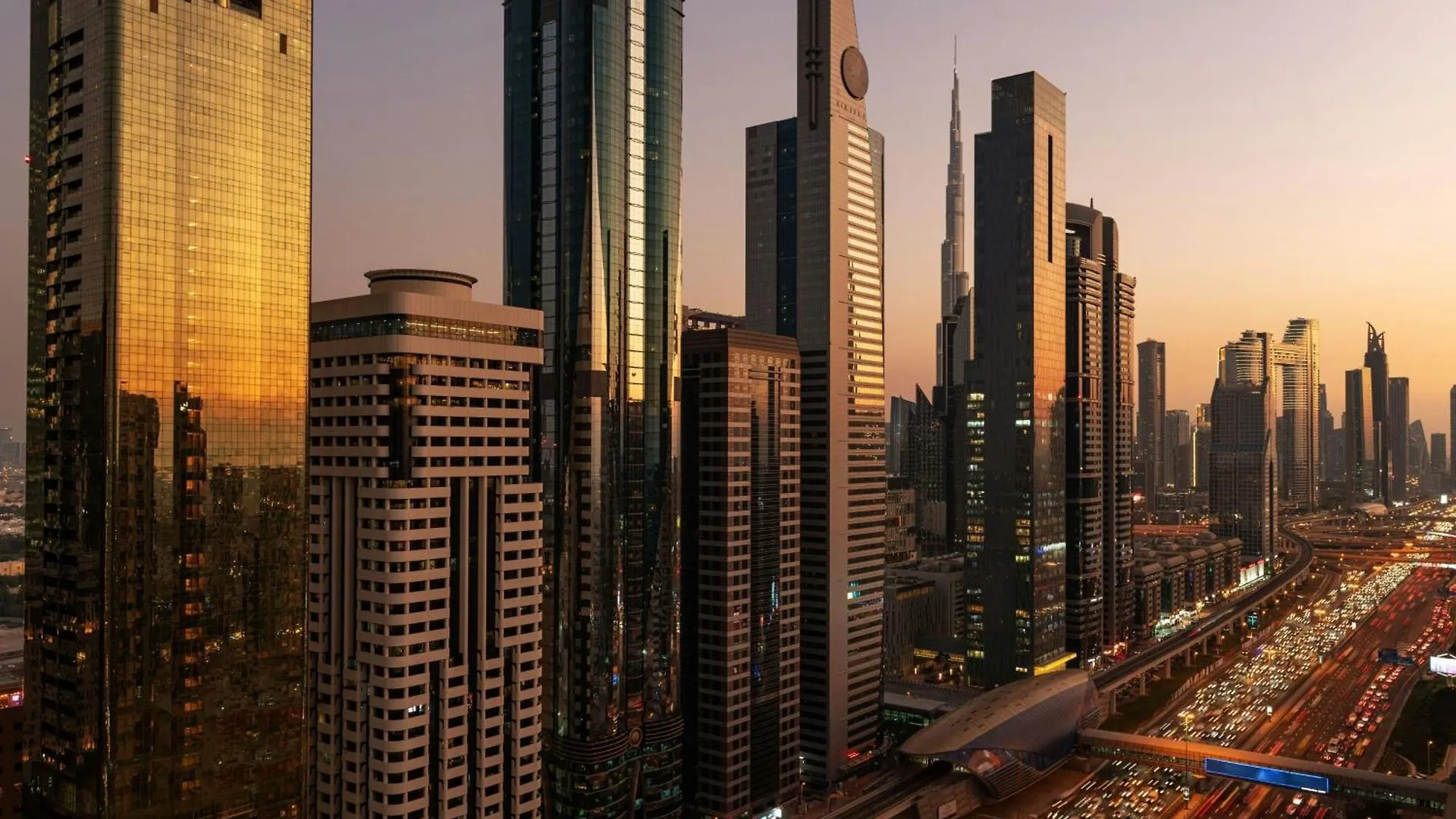 Hotel Four Points By Sheraton Sheikh Zayed Road Dubai