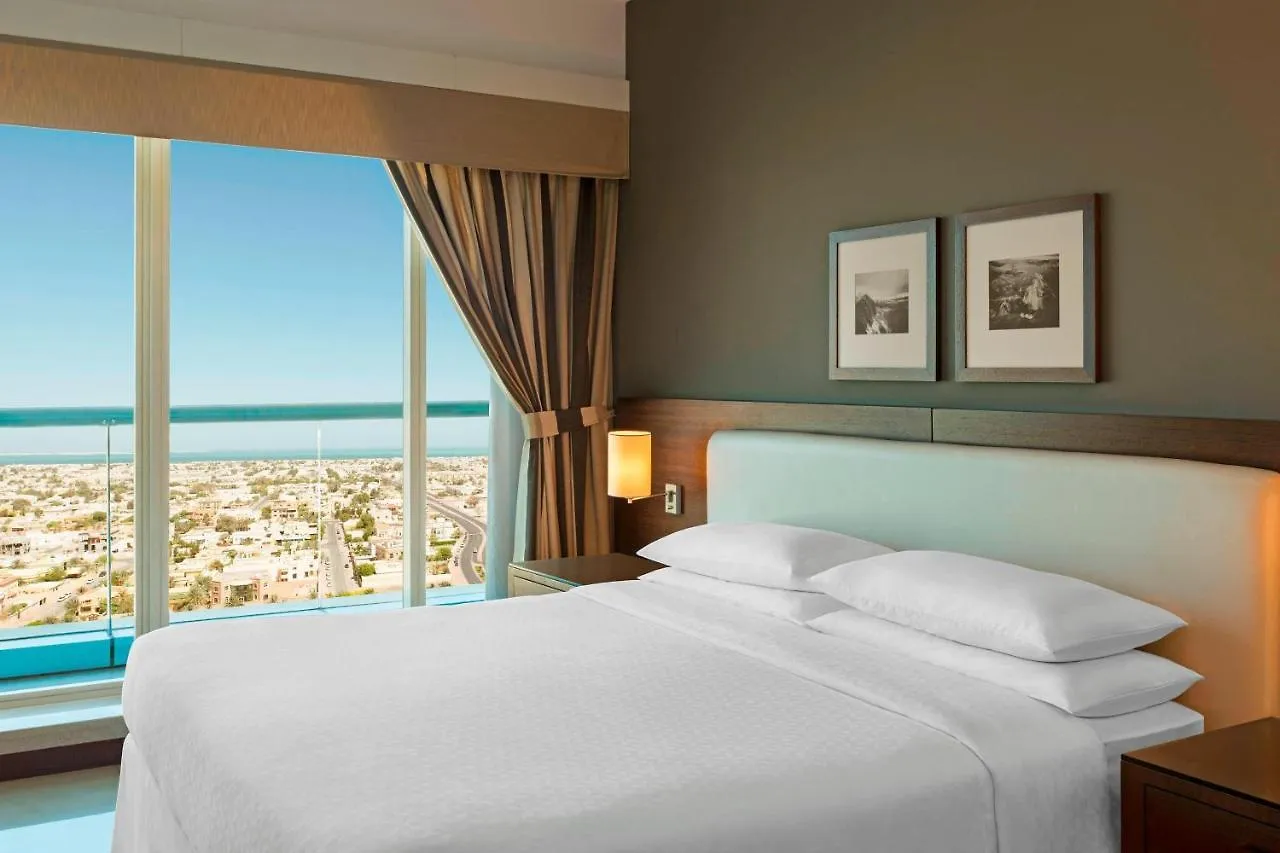 Four Points By Sheraton Sheikh Zayed Road Hotel Dubai