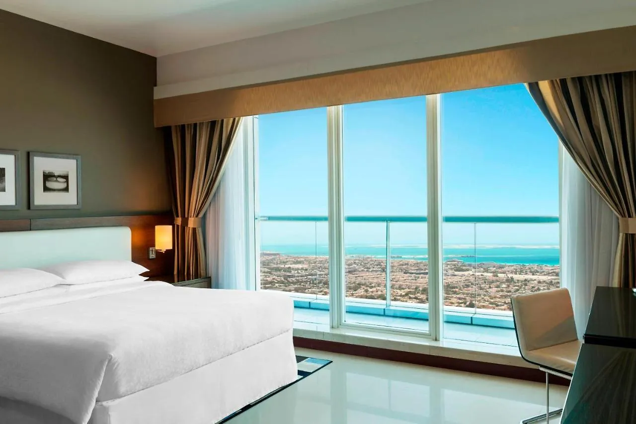 Four Points By Sheraton Sheikh Zayed Road Hotel Dubai 4*,